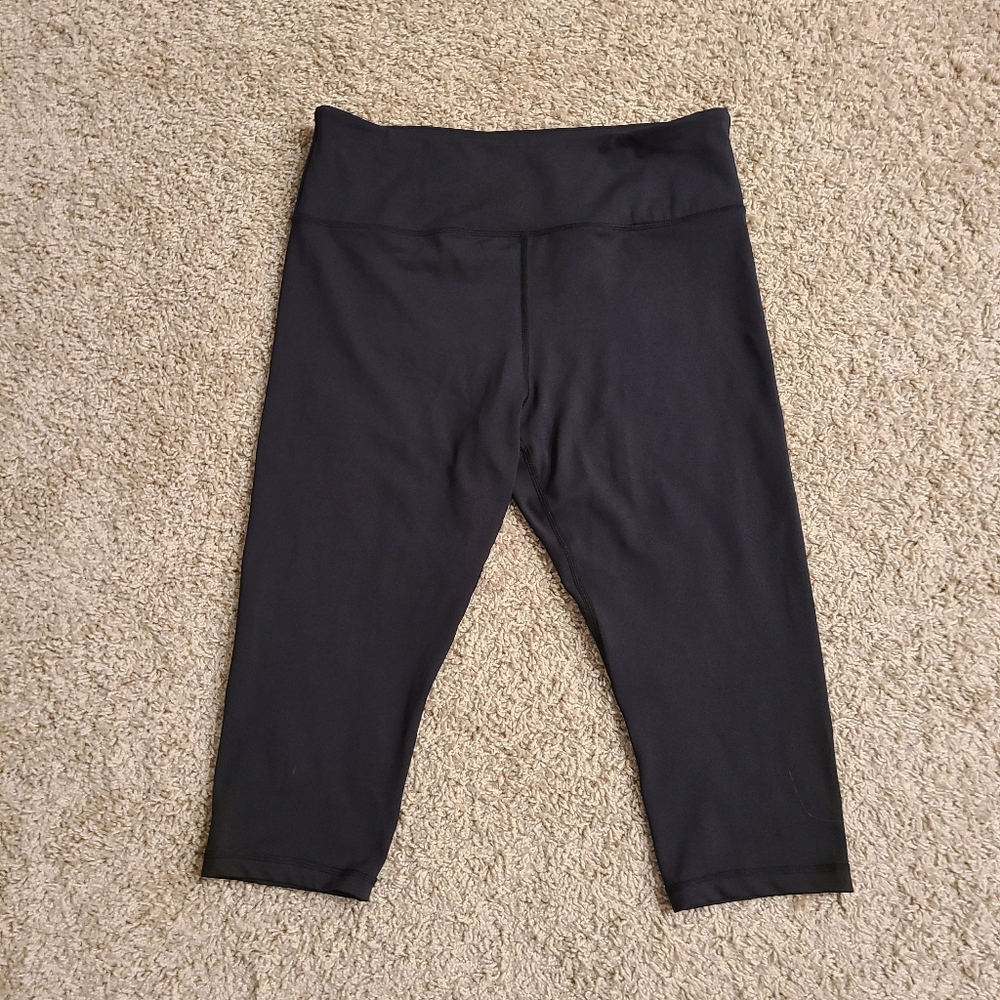 Zyia active cropped leggings size 14-16